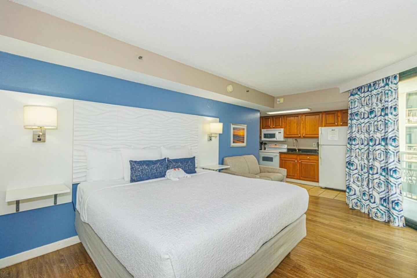 Updated Oceanfront With Amazing Views Holiday home Myrtle Beach