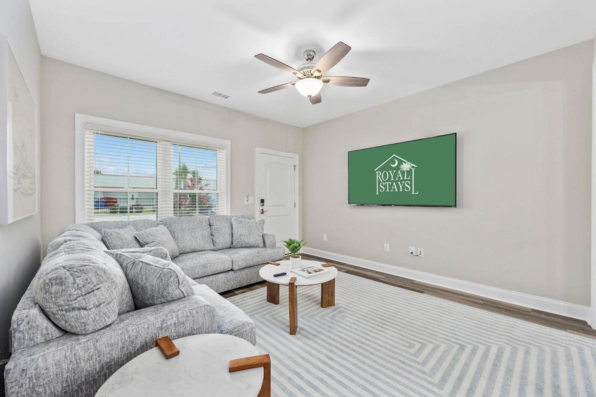 Pier View - Spacious Sleeps 8 - Pet Friendly Myrtle Beach