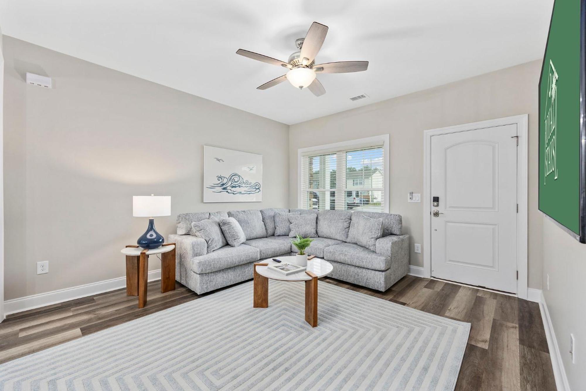 Holiday home Pier View - Spacious Sleeps 8 - Pet Friendly