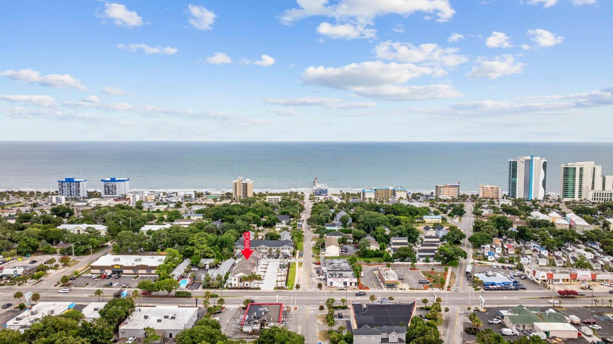 Pier View - Spacious Sleeps 8 - Pet Friendly *