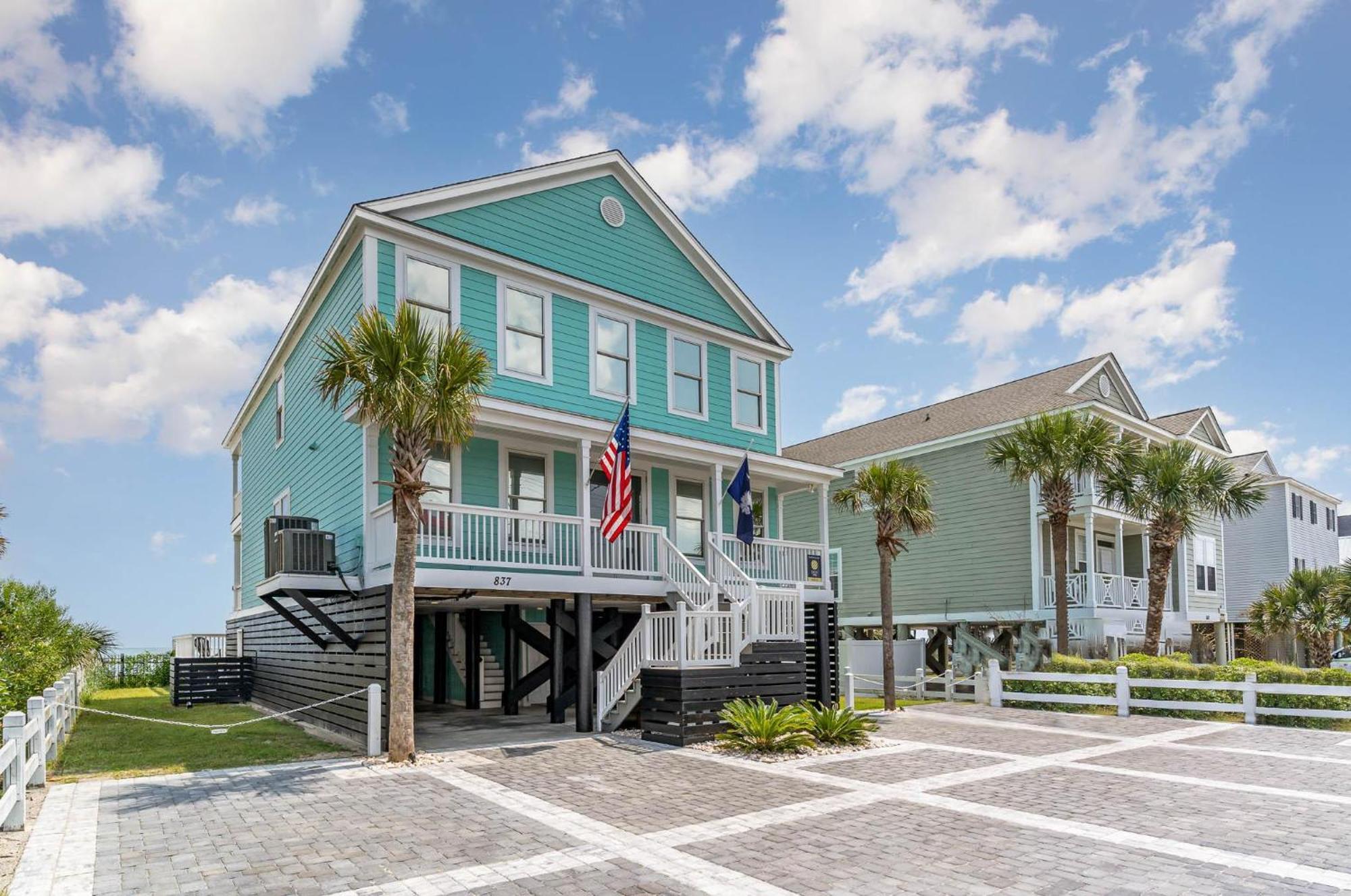 Holiday home Salty Breeze