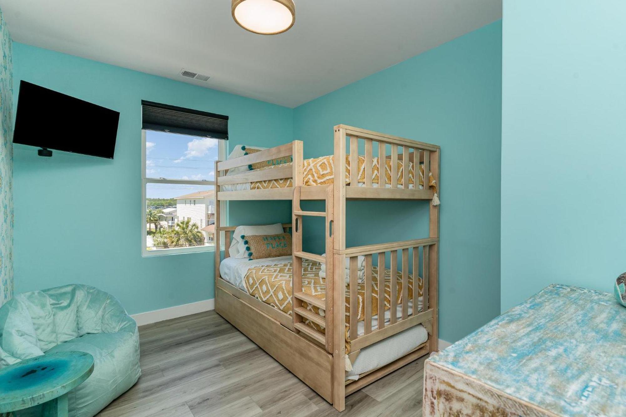 Ocean Whisper Holiday home *
