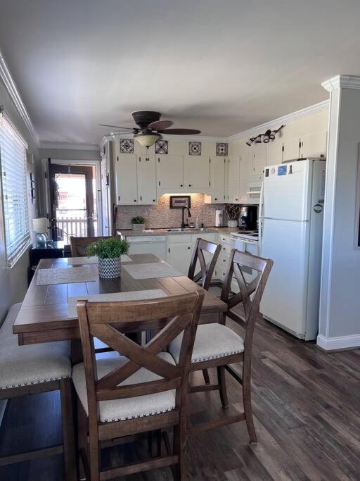 Inlet Point 12e Cherry Grove 