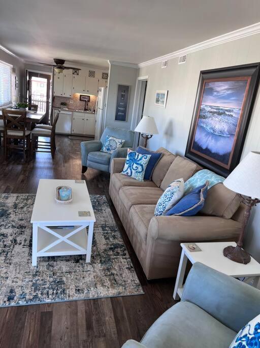 Inlet Point 12e Cherry Grove 