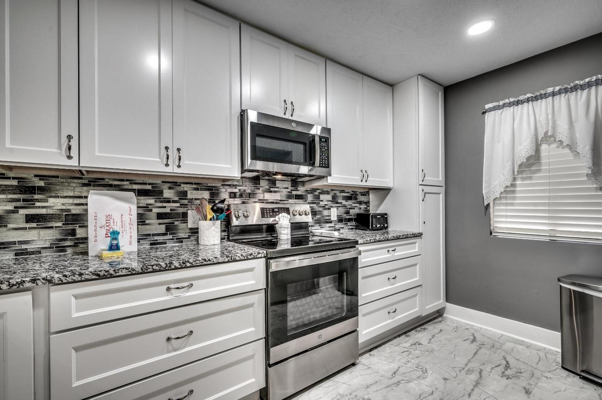 Anchorage I A15 Apartment