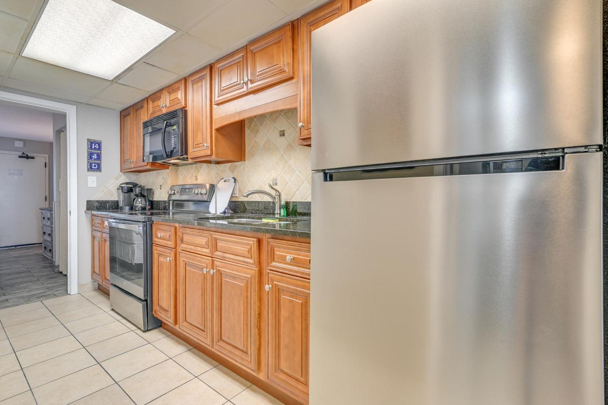 Apartment Oceanfront Myrtle With Pool! *