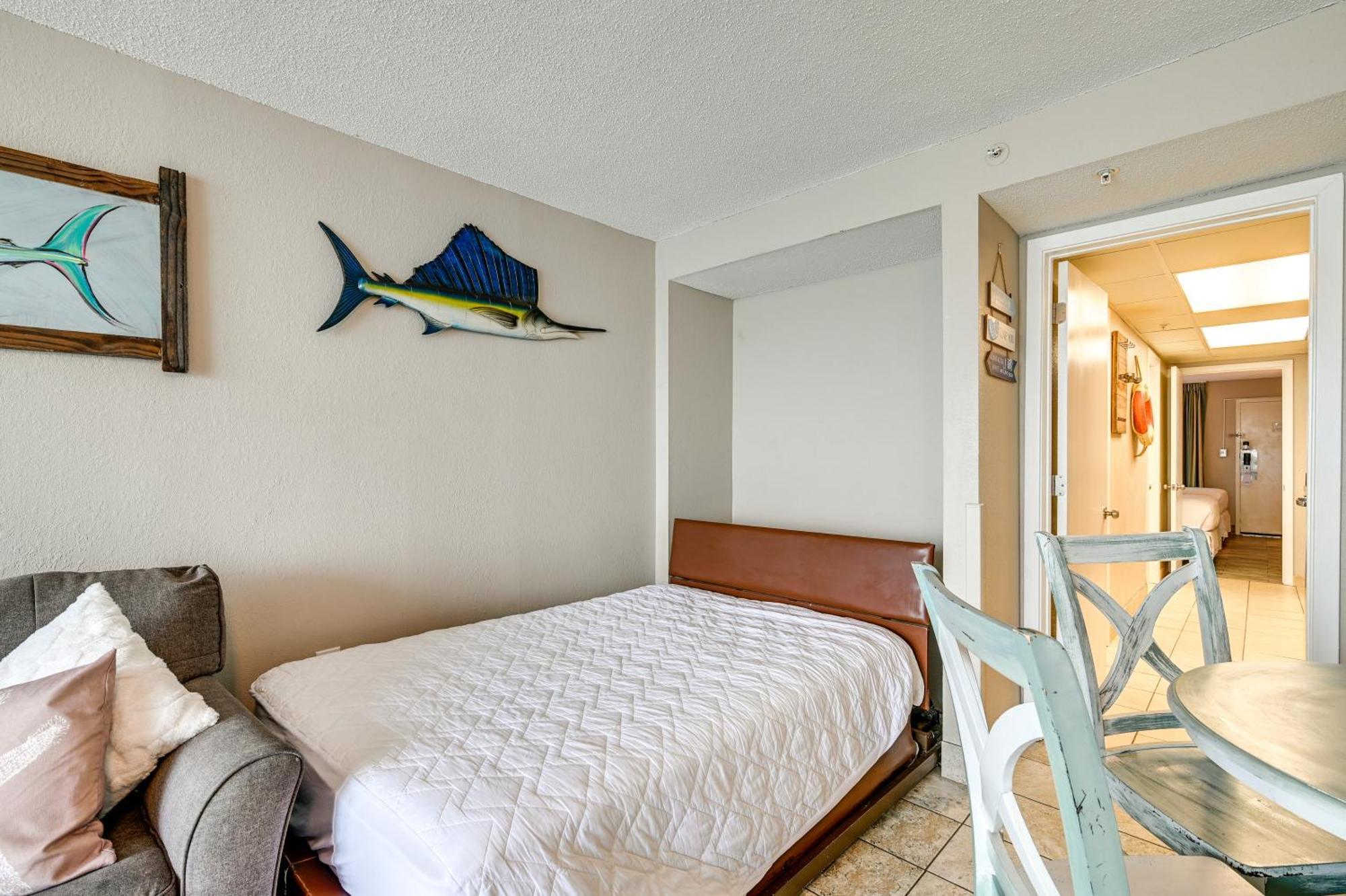 Oceanfront Myrtle With Pool! Apartment *