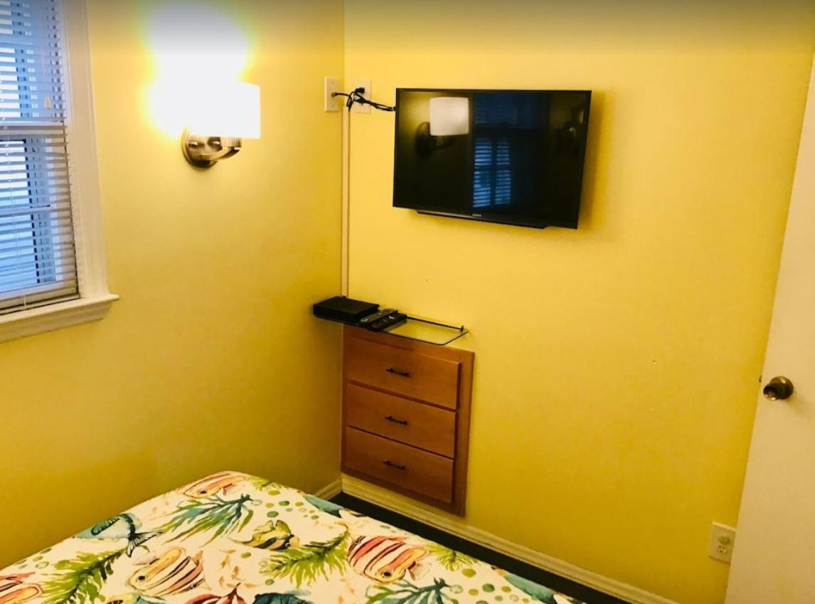 Holiday home 1463a Ocean Lakes Pet Friendly Golf Cart Included-beach Bum