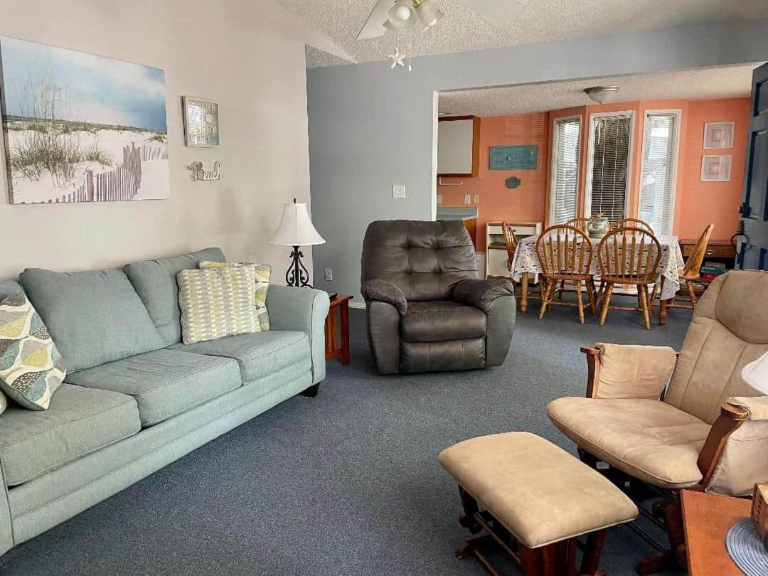 Holiday home 1463a Ocean Lakes Pet Friendly Golf Cart Included-beach Bum Myrtle Beach