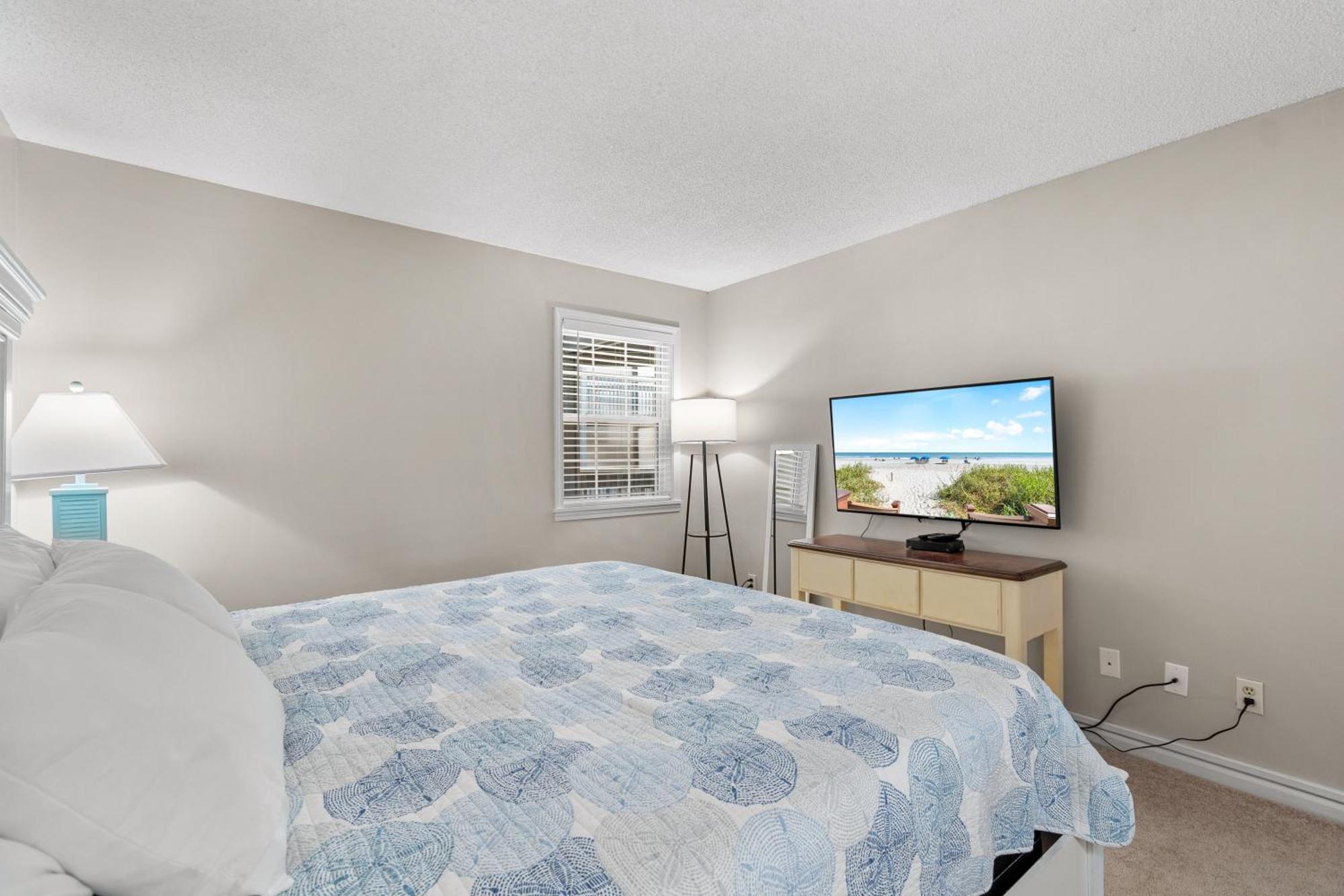 Golf Escape Apartment *