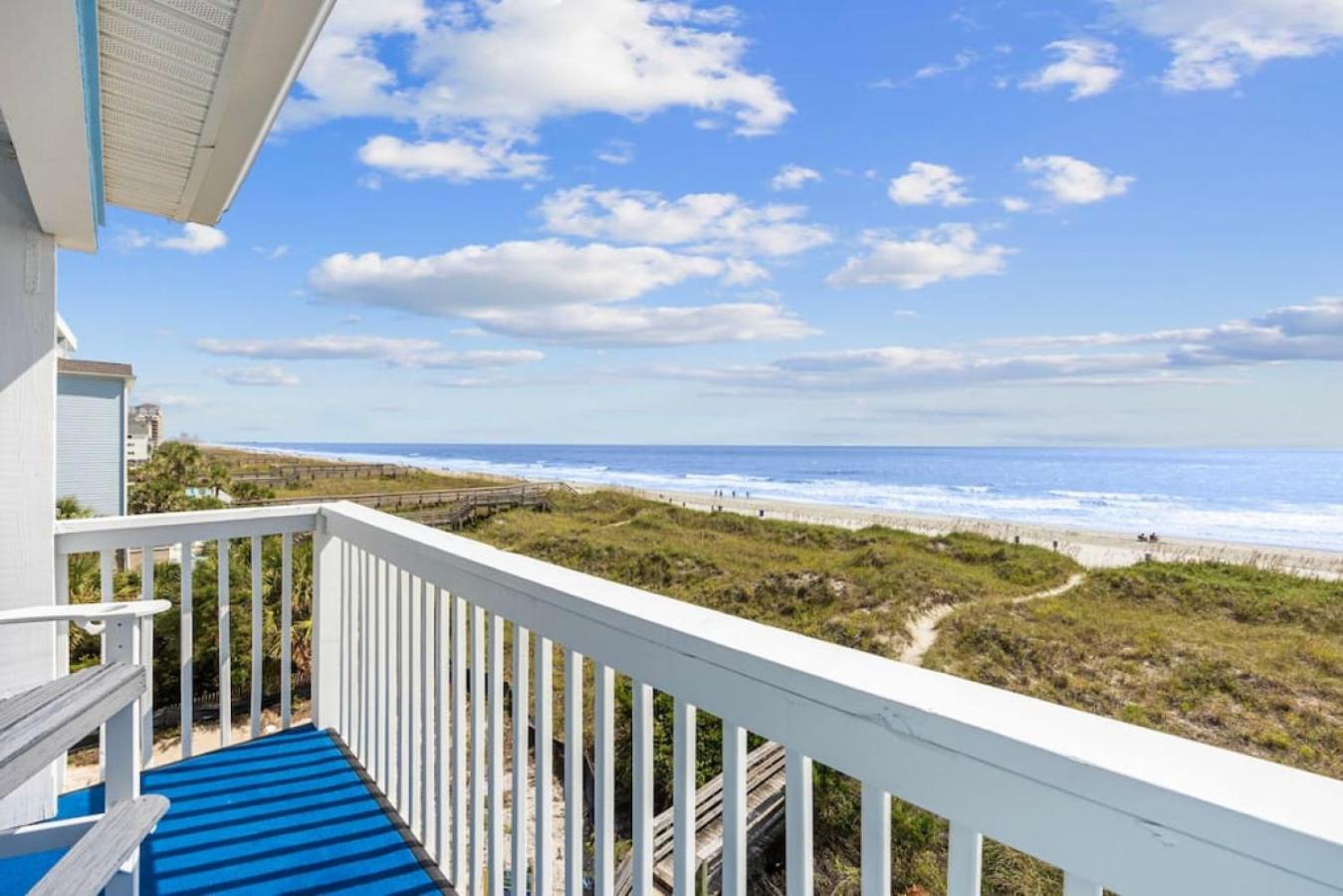 Oceanfront Near Main St - Pool - Totally Beachin