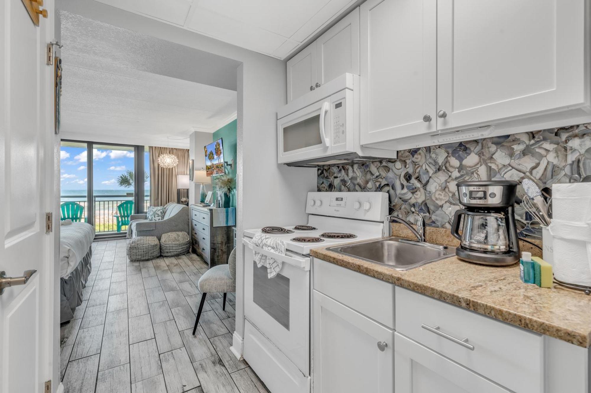 The Caravelle Apartment *