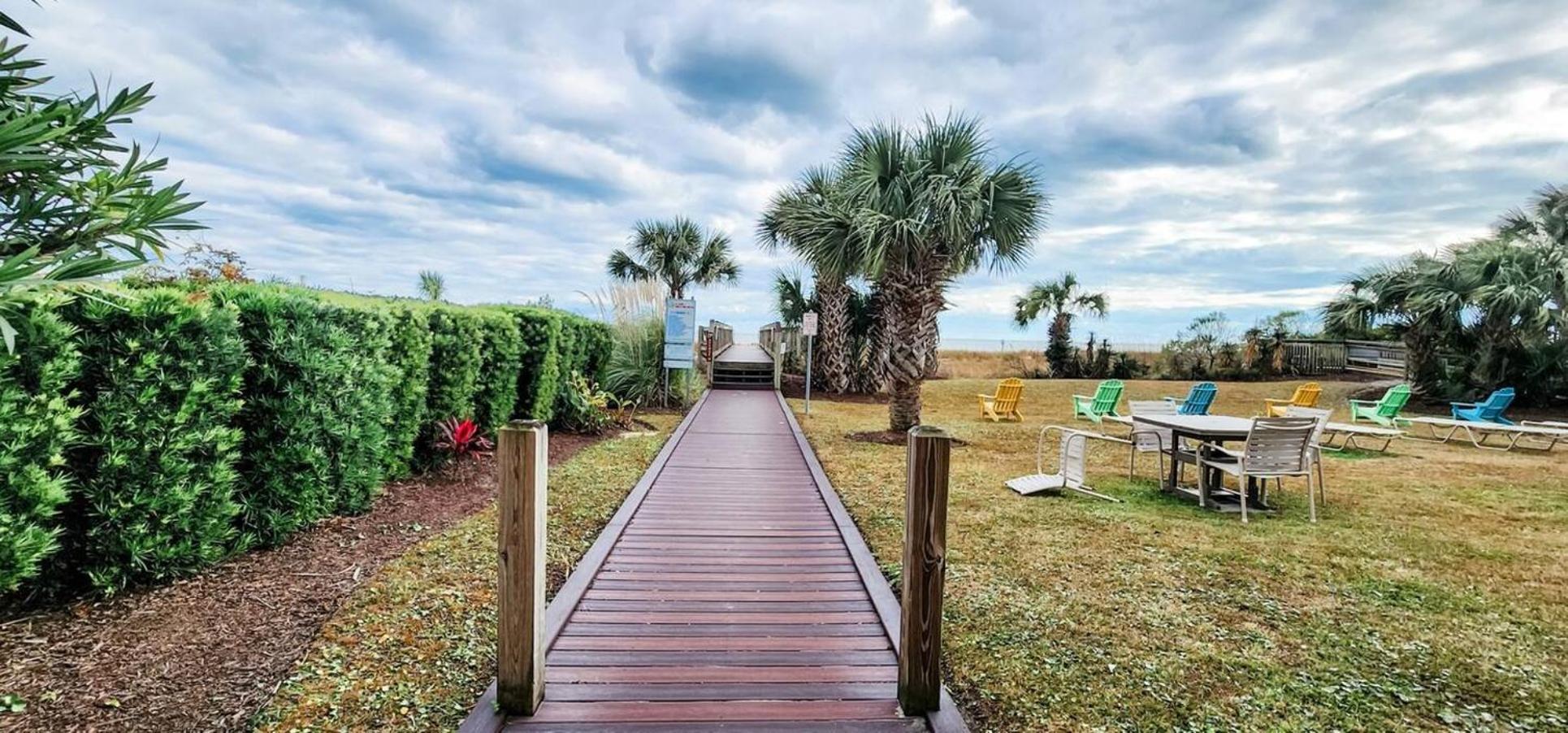 Remodeled Direct Ocean Front By Convention Center Apartment Myrtle Beach