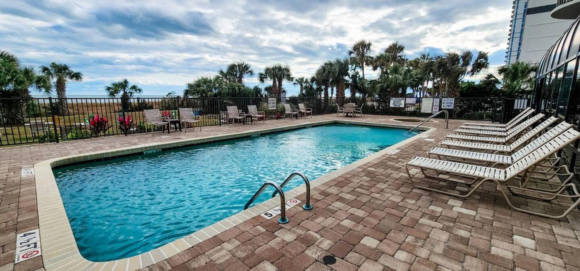 Remodeled Direct Ocean Front By Convention Center Myrtle Beach