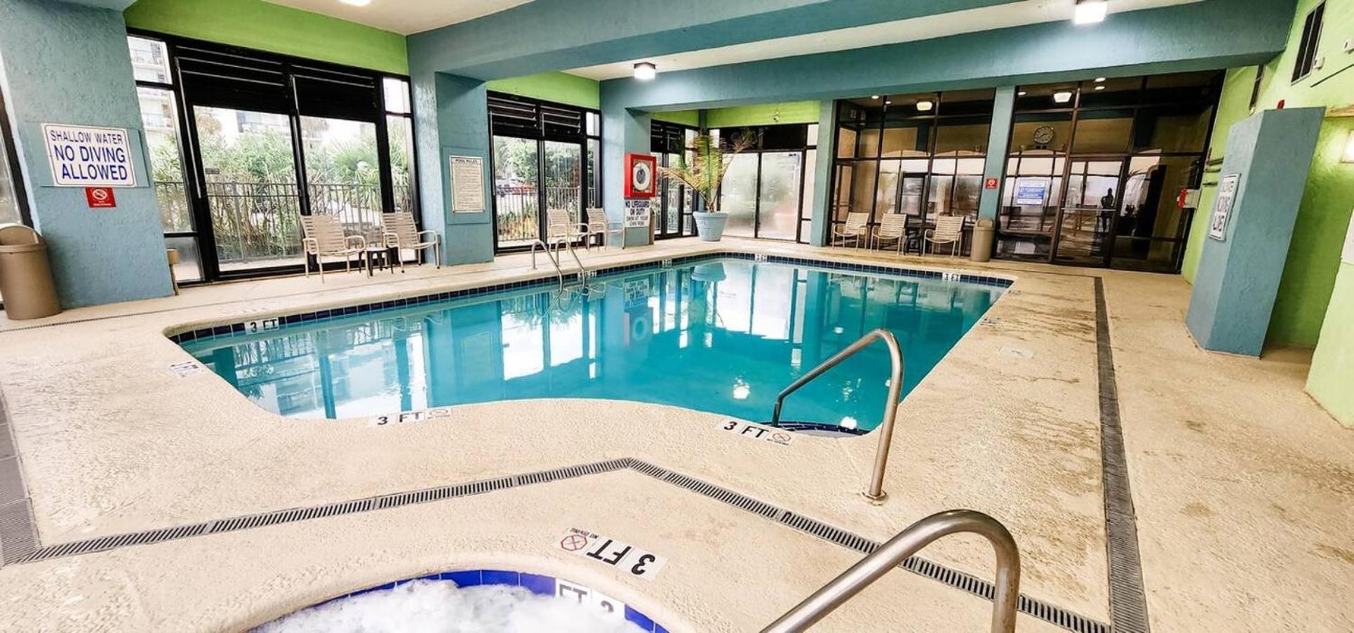 Remodeled Direct Ocean Front By Convention Center