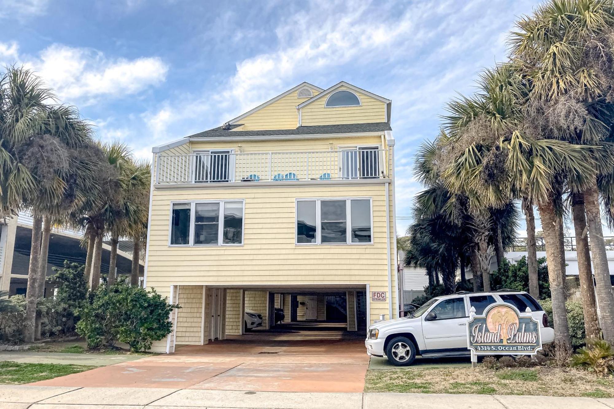 Island Palms C-3