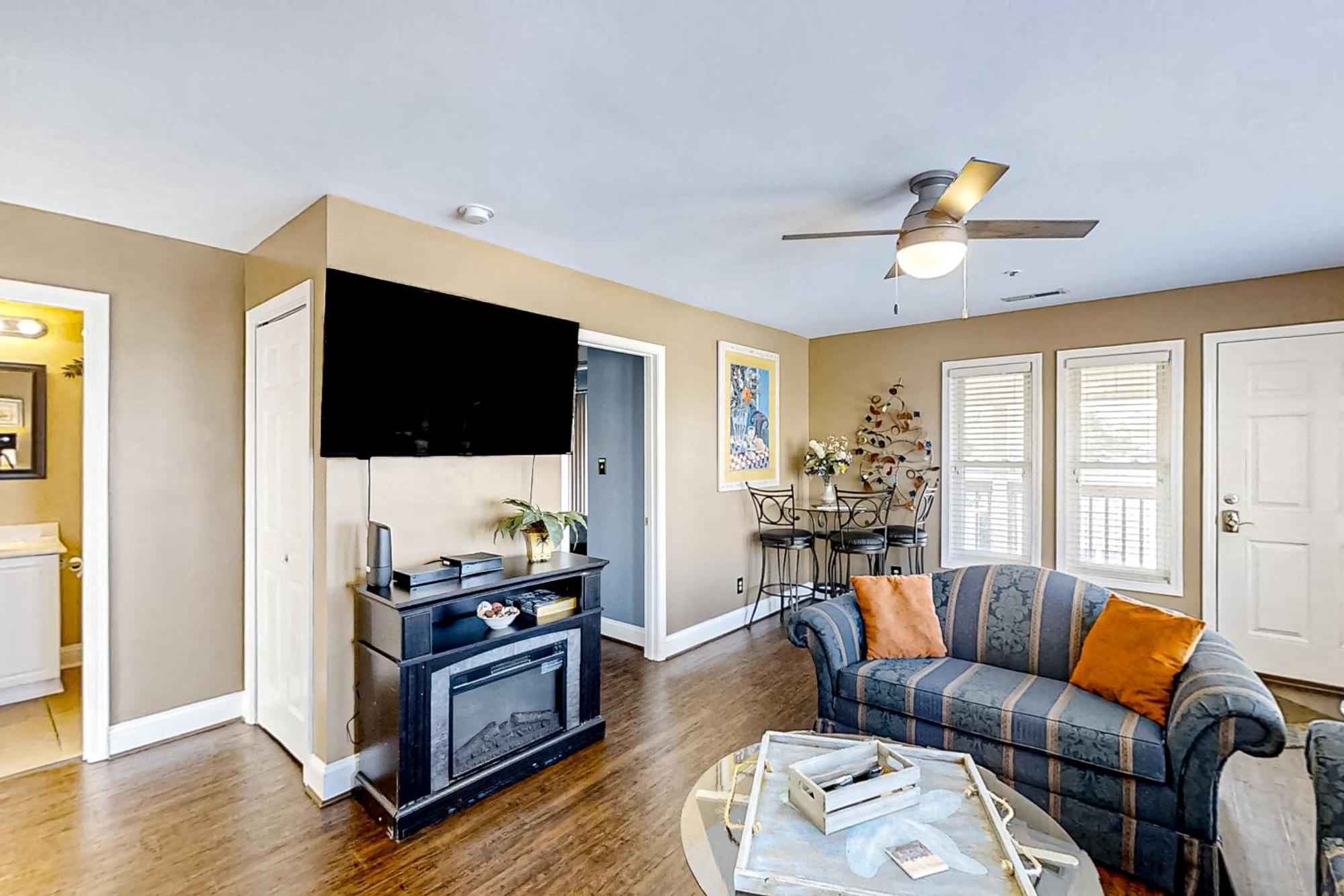 Apartment Island Palms C-3 *