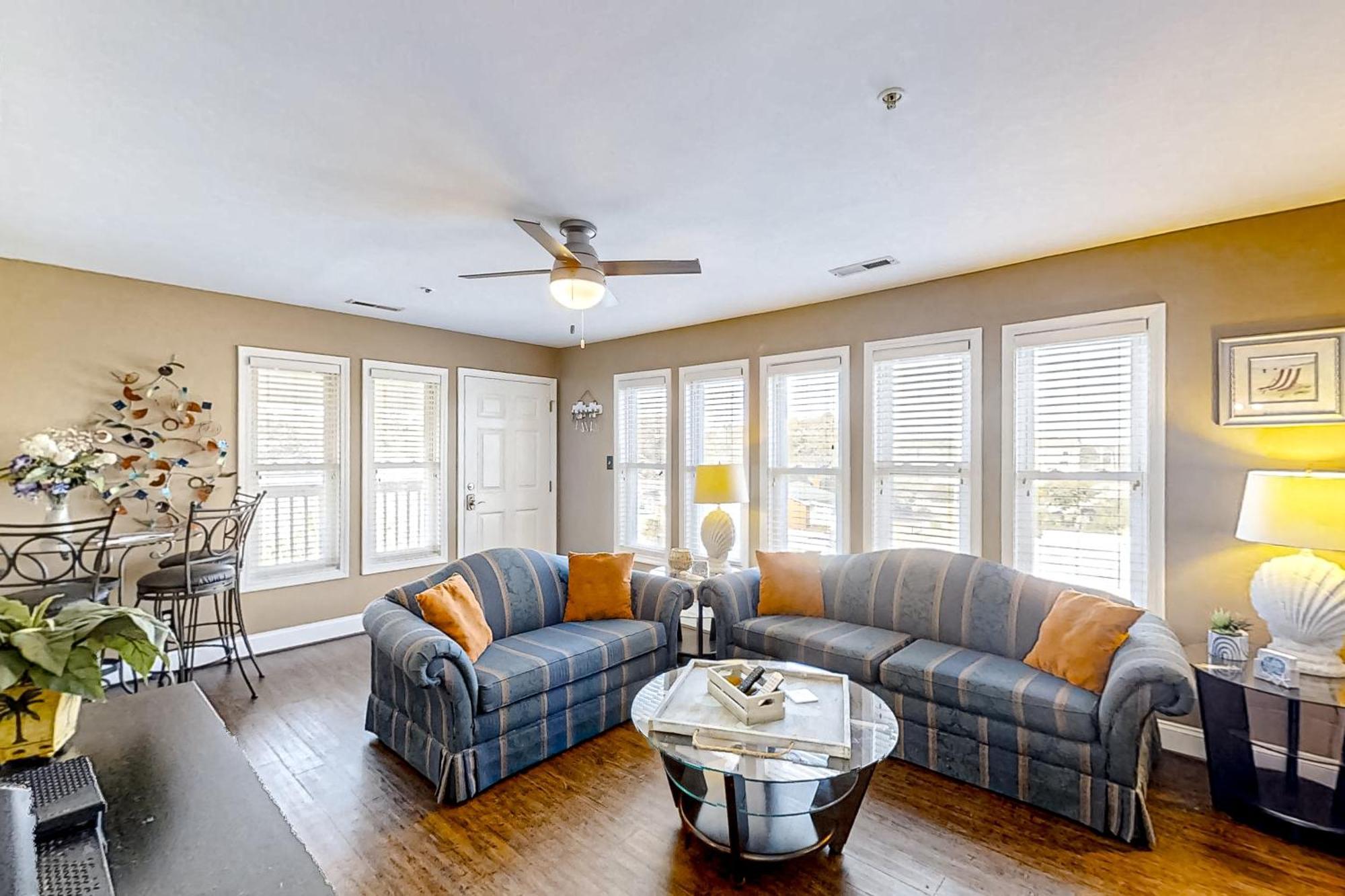 Island Palms C-3 Apartment *