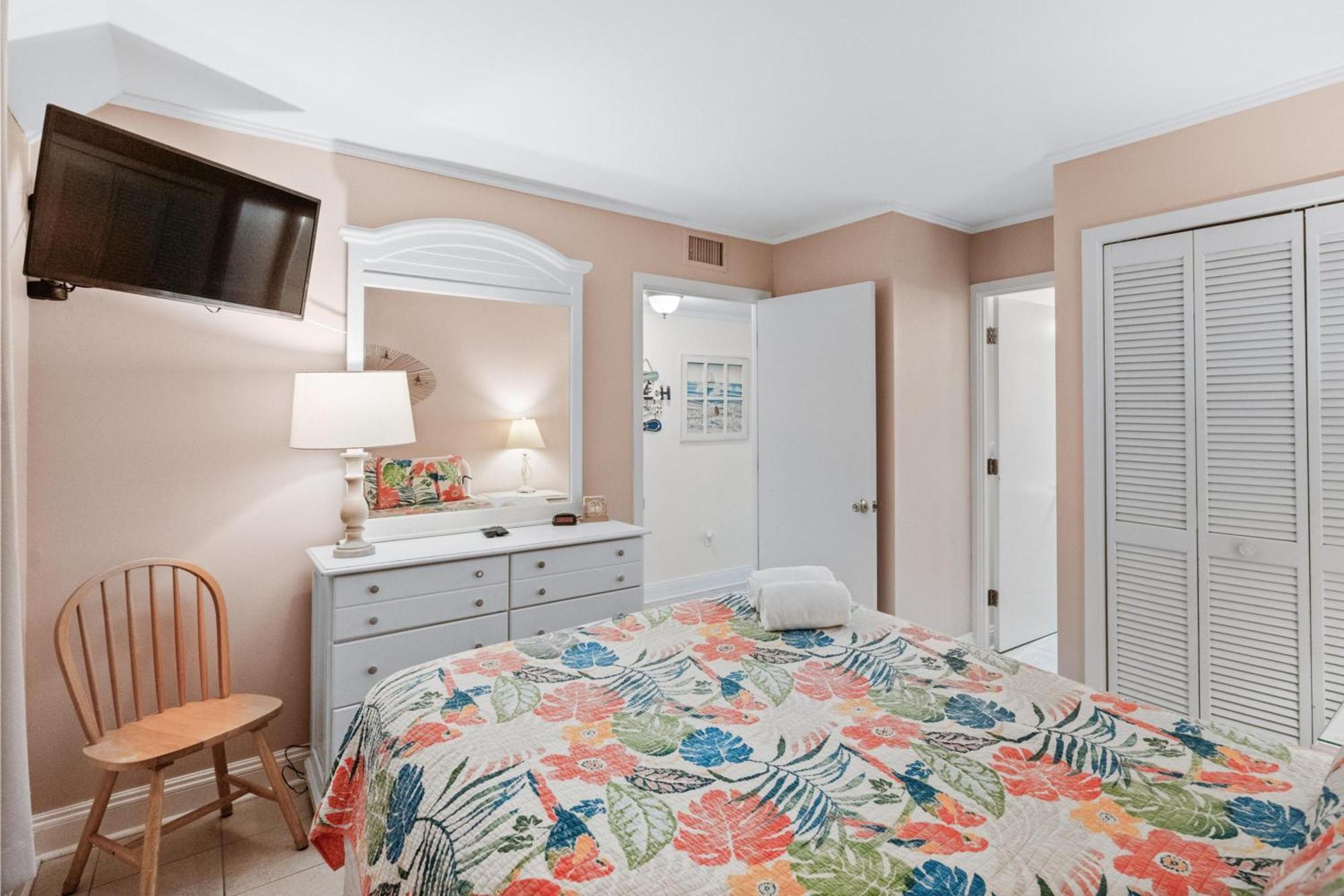 Myrtle B208