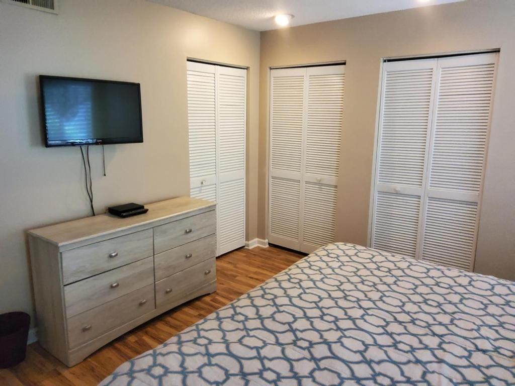 Apartment Heron Pointe F21