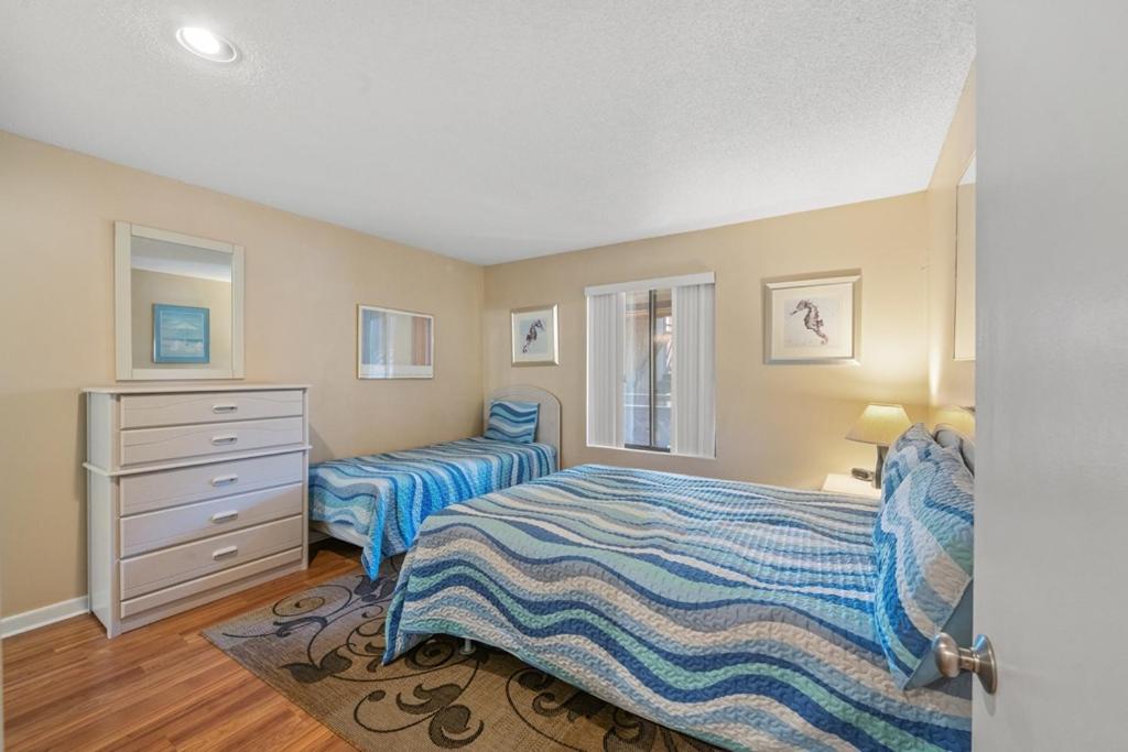 Heron Pointe C8 Apartment