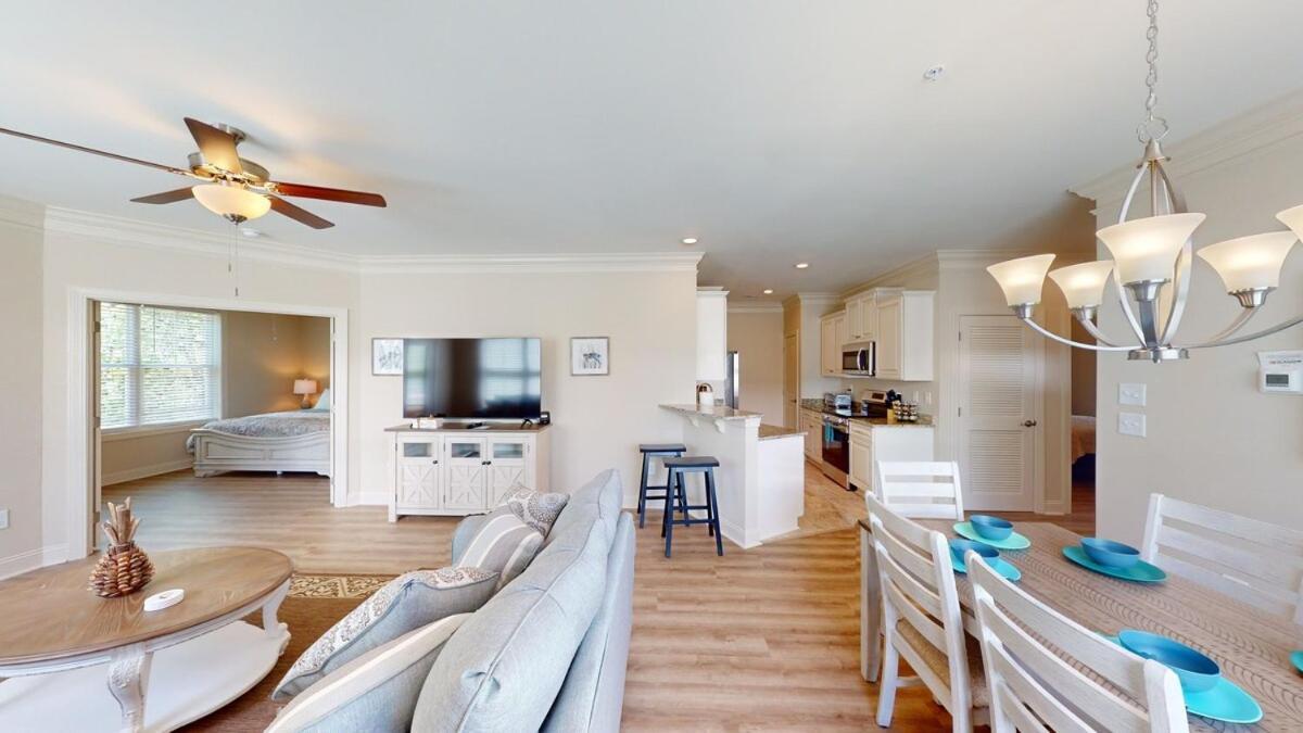 81 Delray Drive 2a