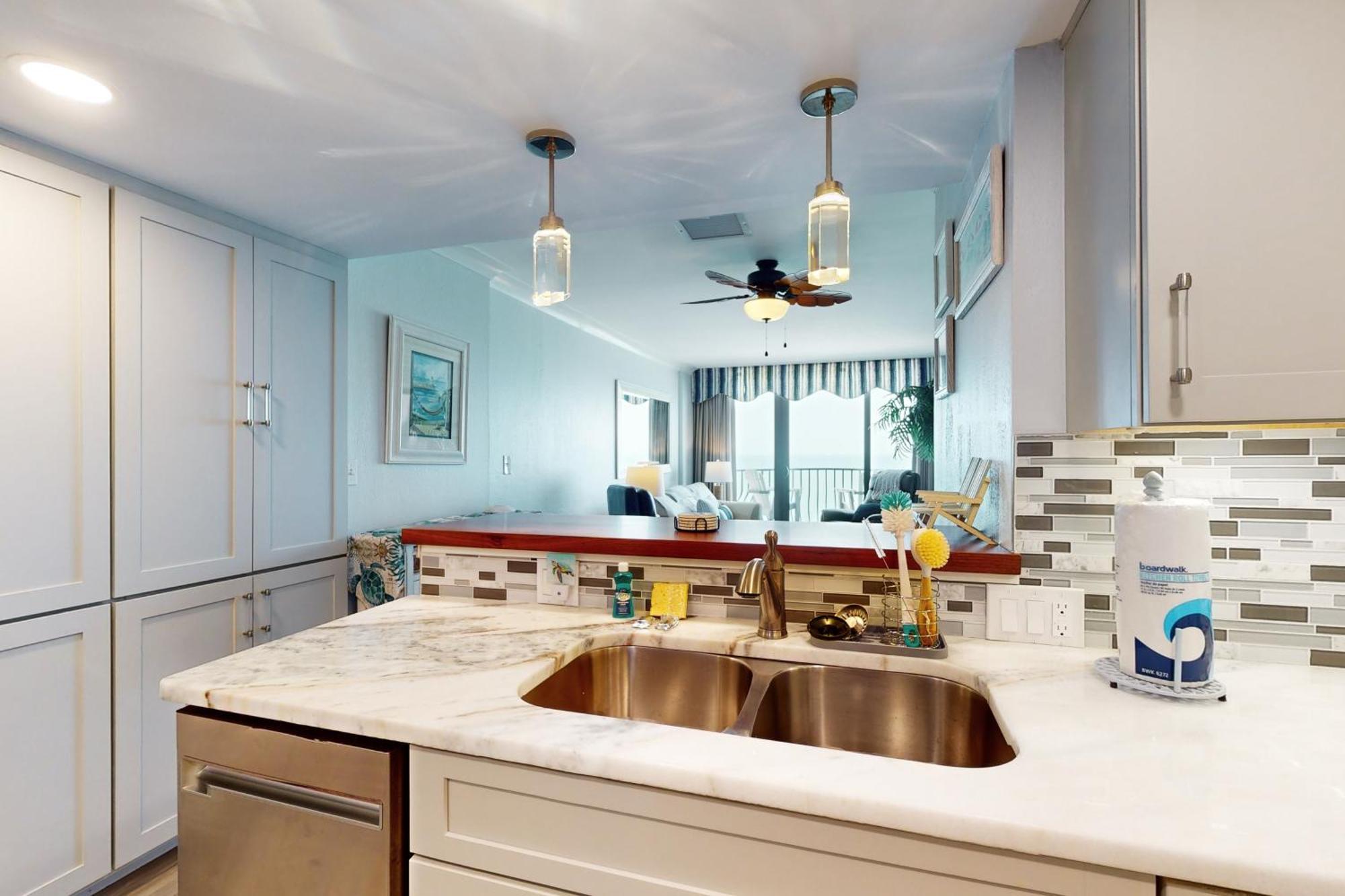 Coastal Living Retreat * Myrtle Beach