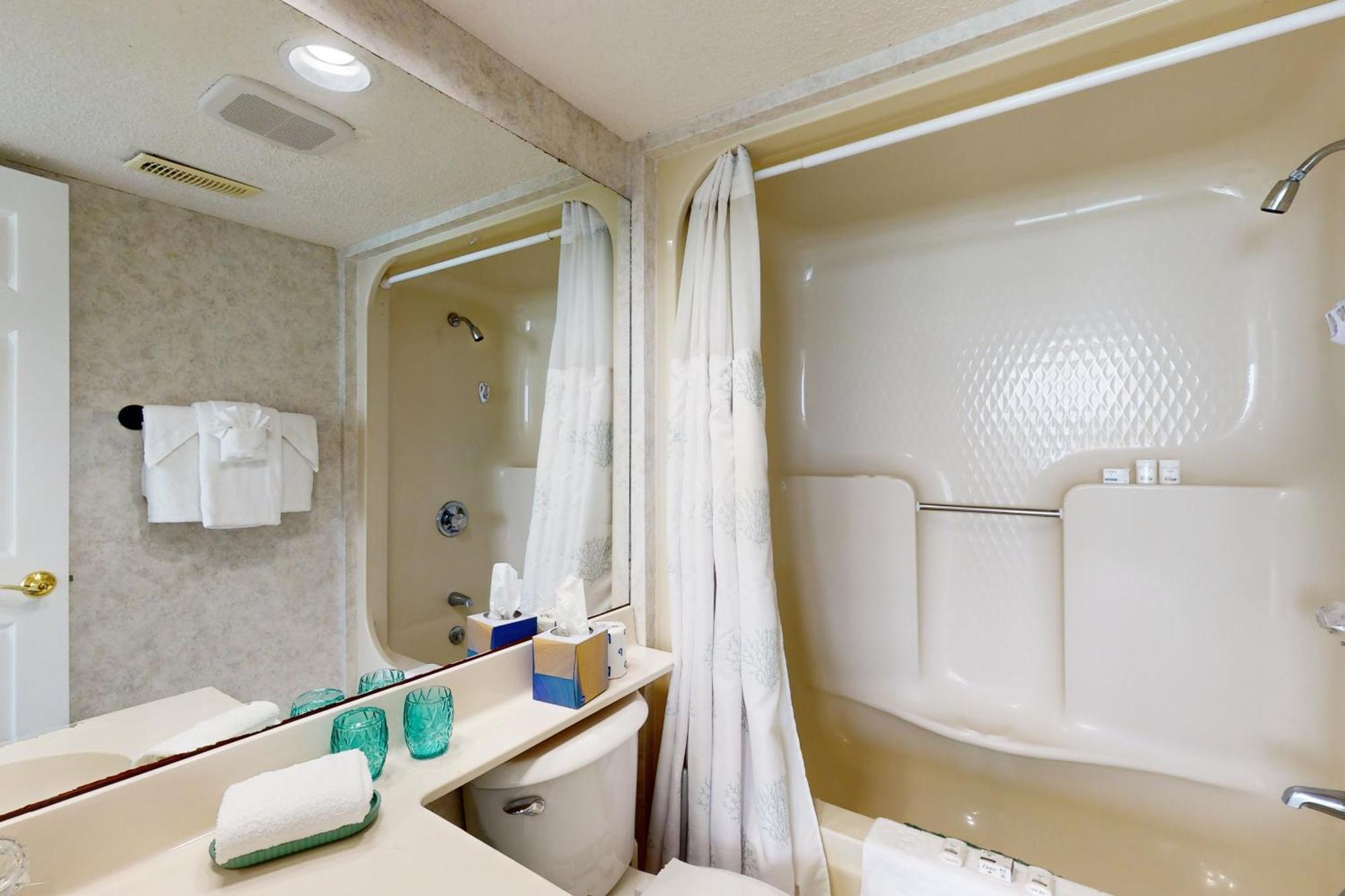 Coastal Living Retreat Apartment Myrtle Beach