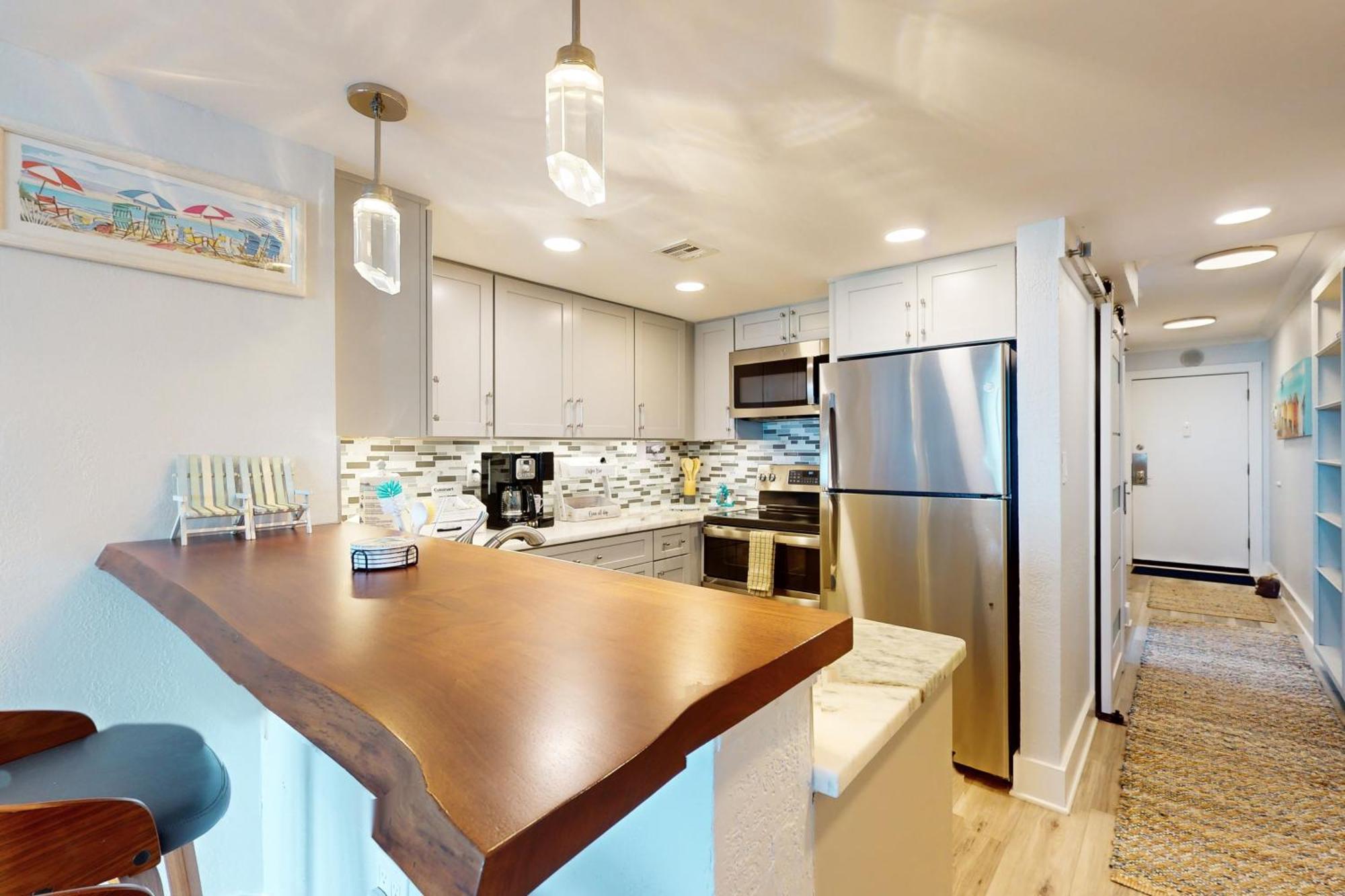 Apartment Coastal Living Retreat