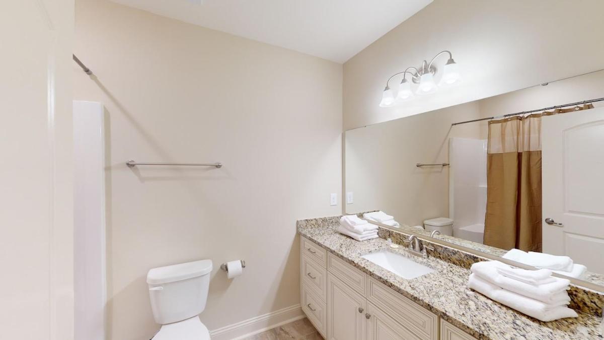 81 Delray Drive 3b