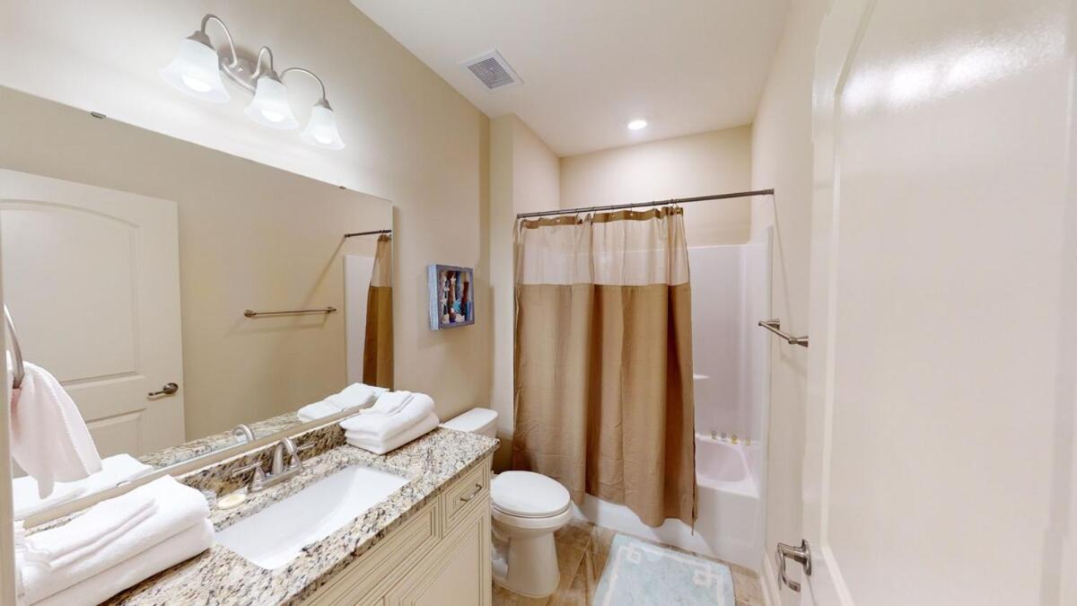 Apartment 81 Delray Drive 3b