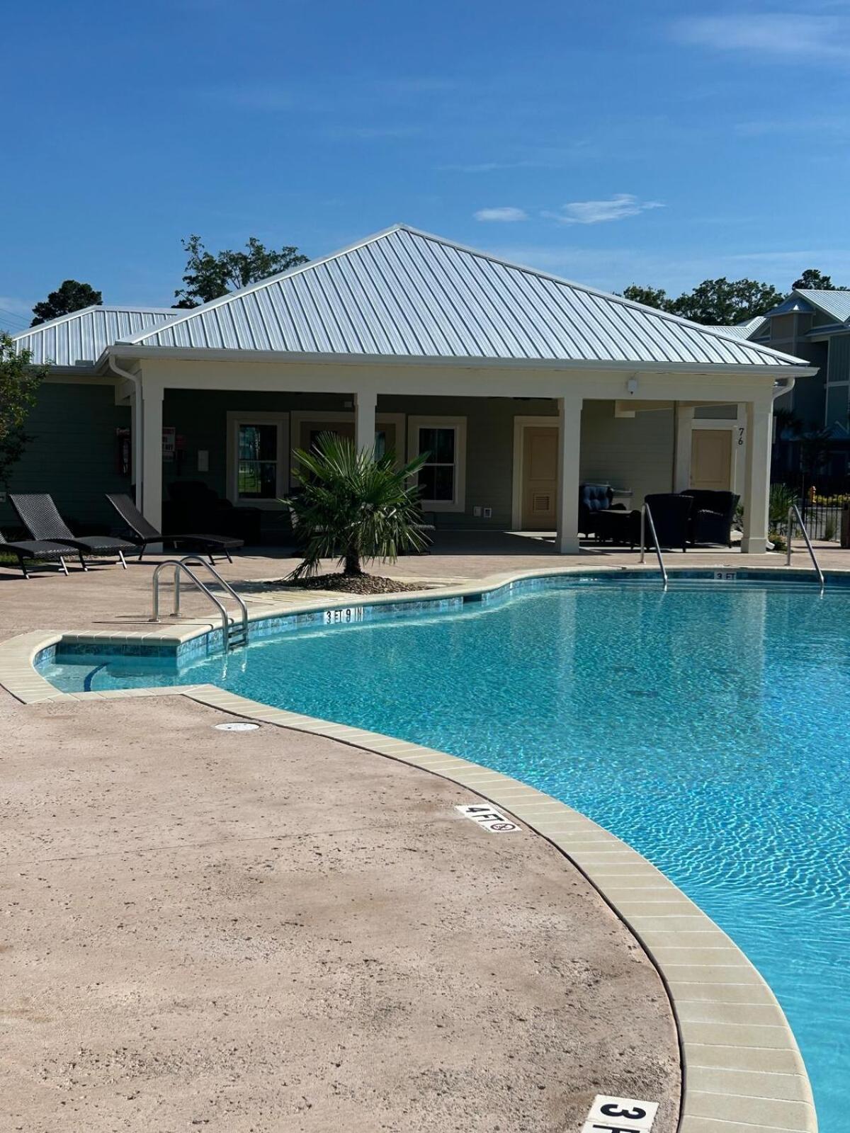 81 Delray Drive 3b