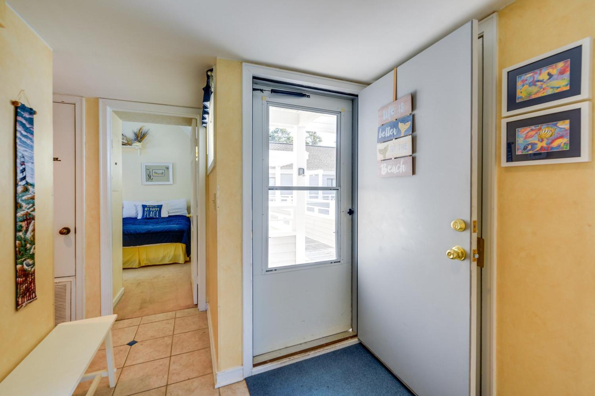 Myrtle With Pool Access, Close To Beach! *
