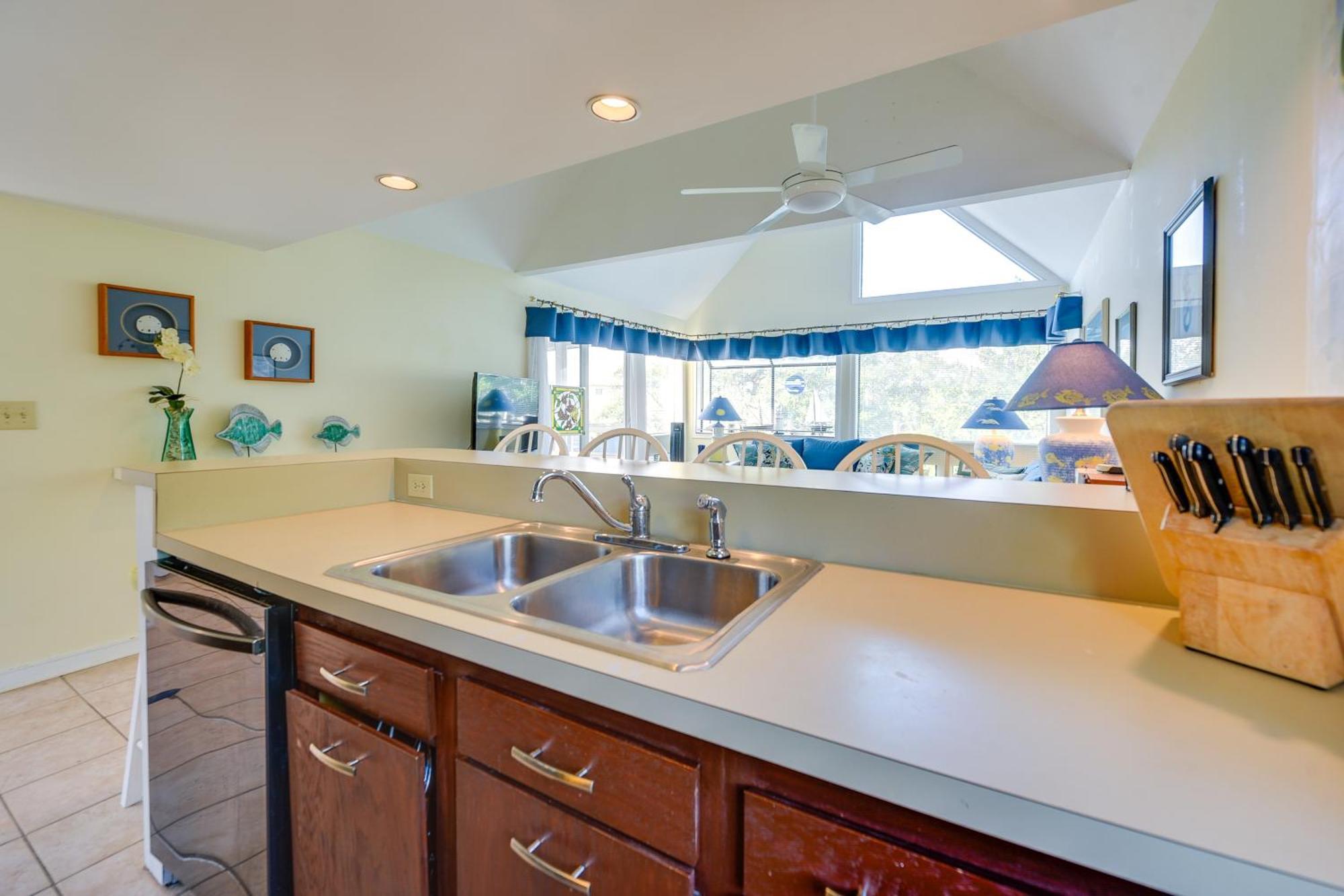 Apartment Myrtle With Pool Access, Close To Beach! Myrtle Beach