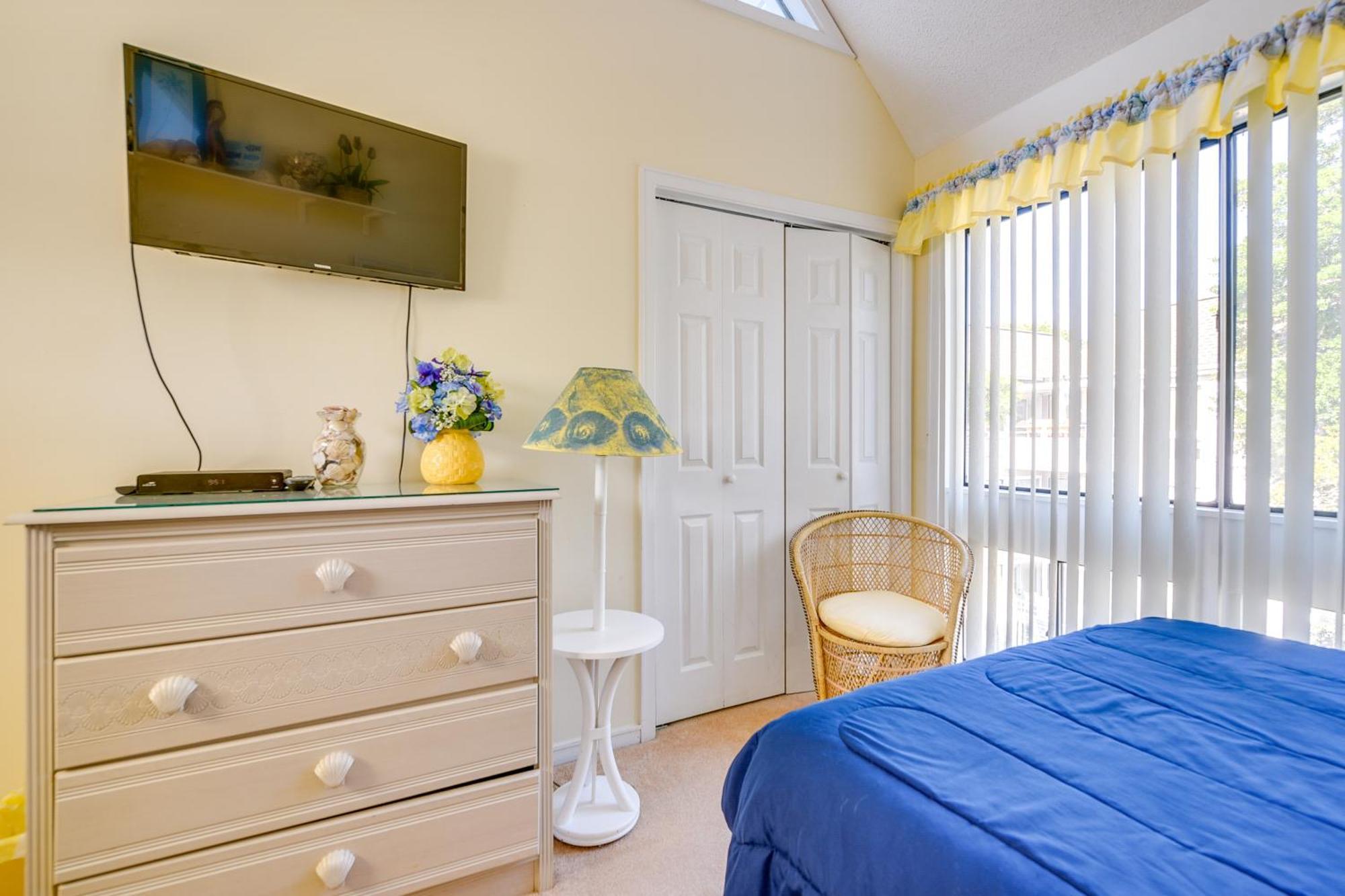 Myrtle With Pool Access, Close To Beach! Apartment