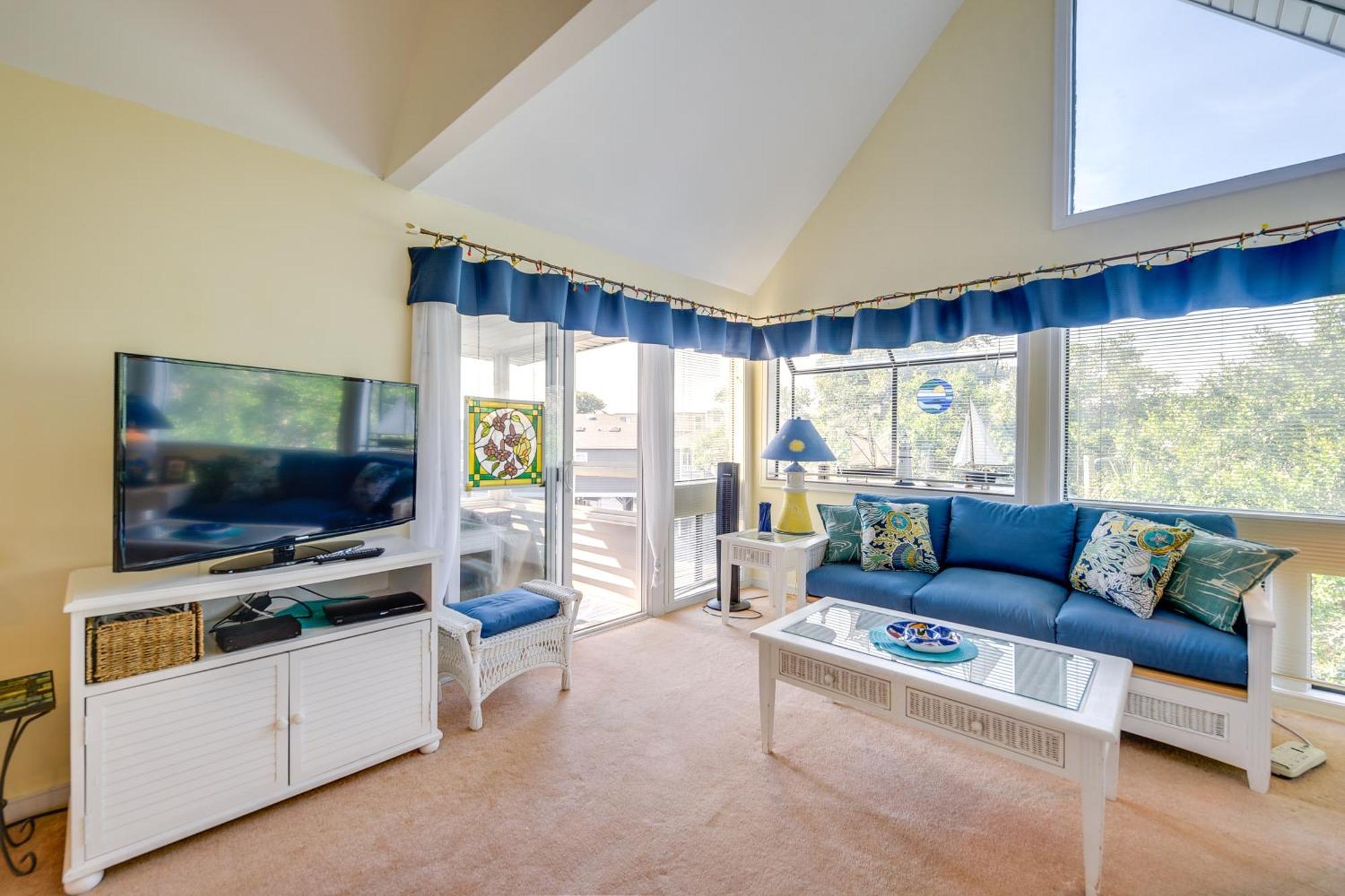 Myrtle With Pool Access, Close To Beach! Myrtle Beach