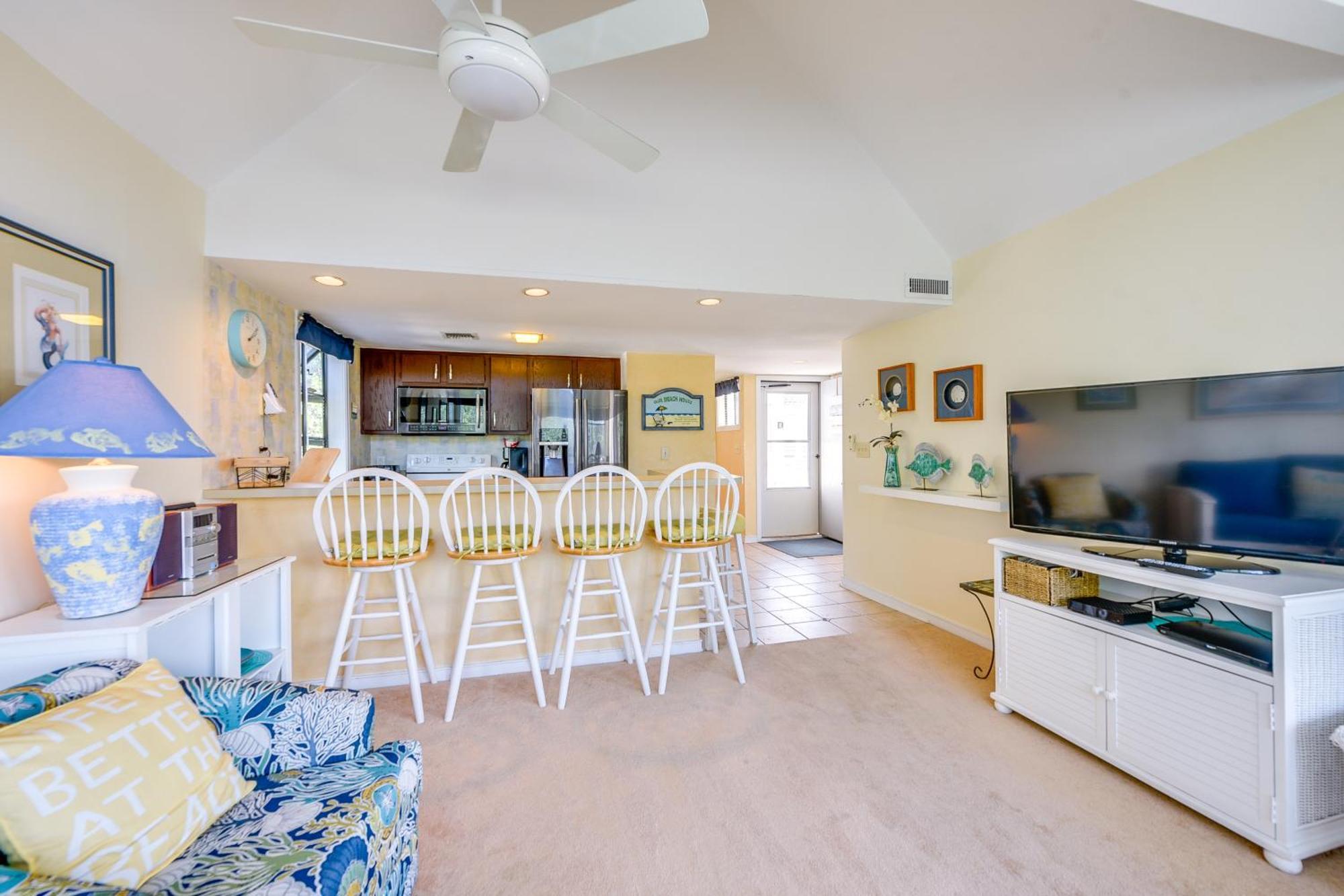 Apartment Myrtle With Pool Access, Close To Beach! Myrtle Beach