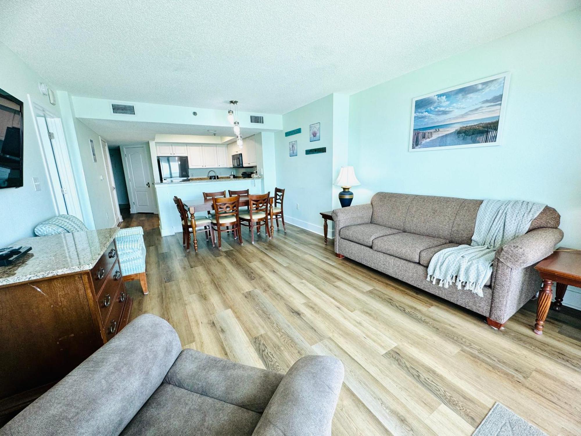Carolinian Apartment Myrtle Beach
