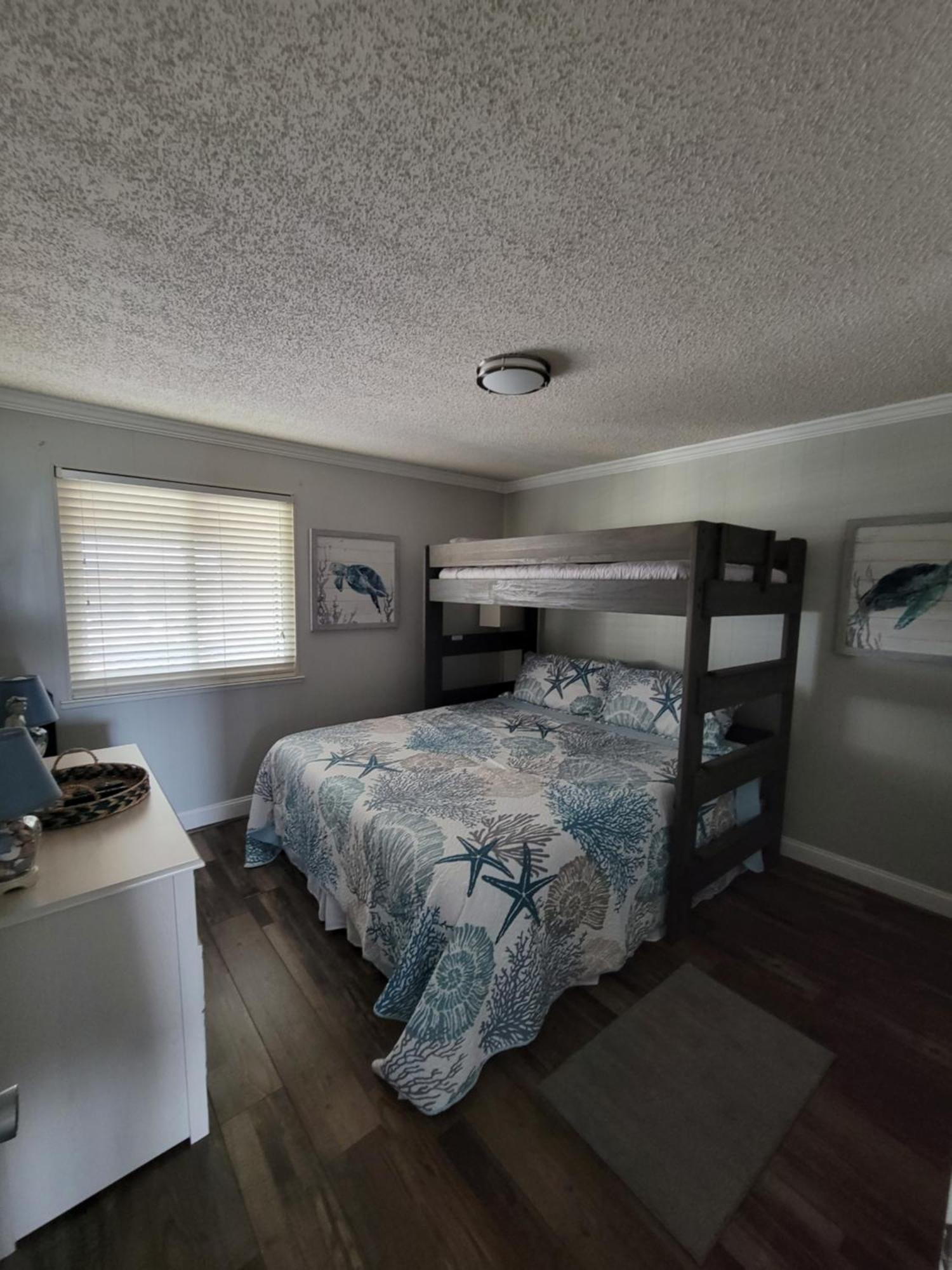 Apartment Inlet Point 12e Cherry Grove 