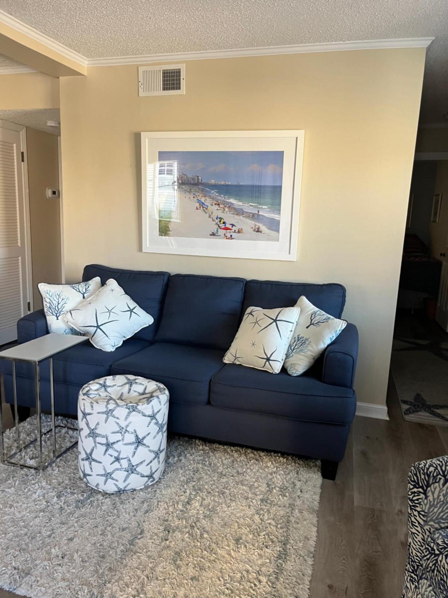 Cherry Grove Just Steps From The Ocean *