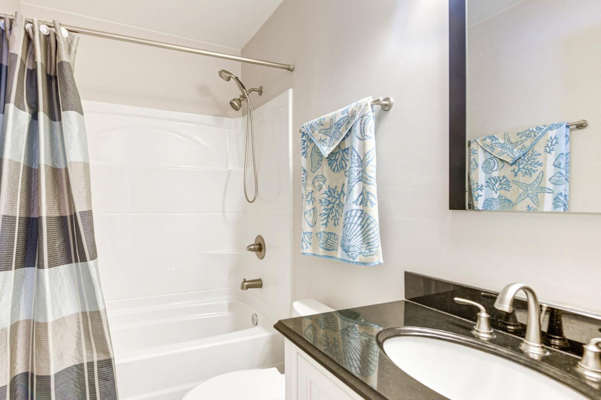 North Myrtle Townhome With Pool Access Myrtle Beach