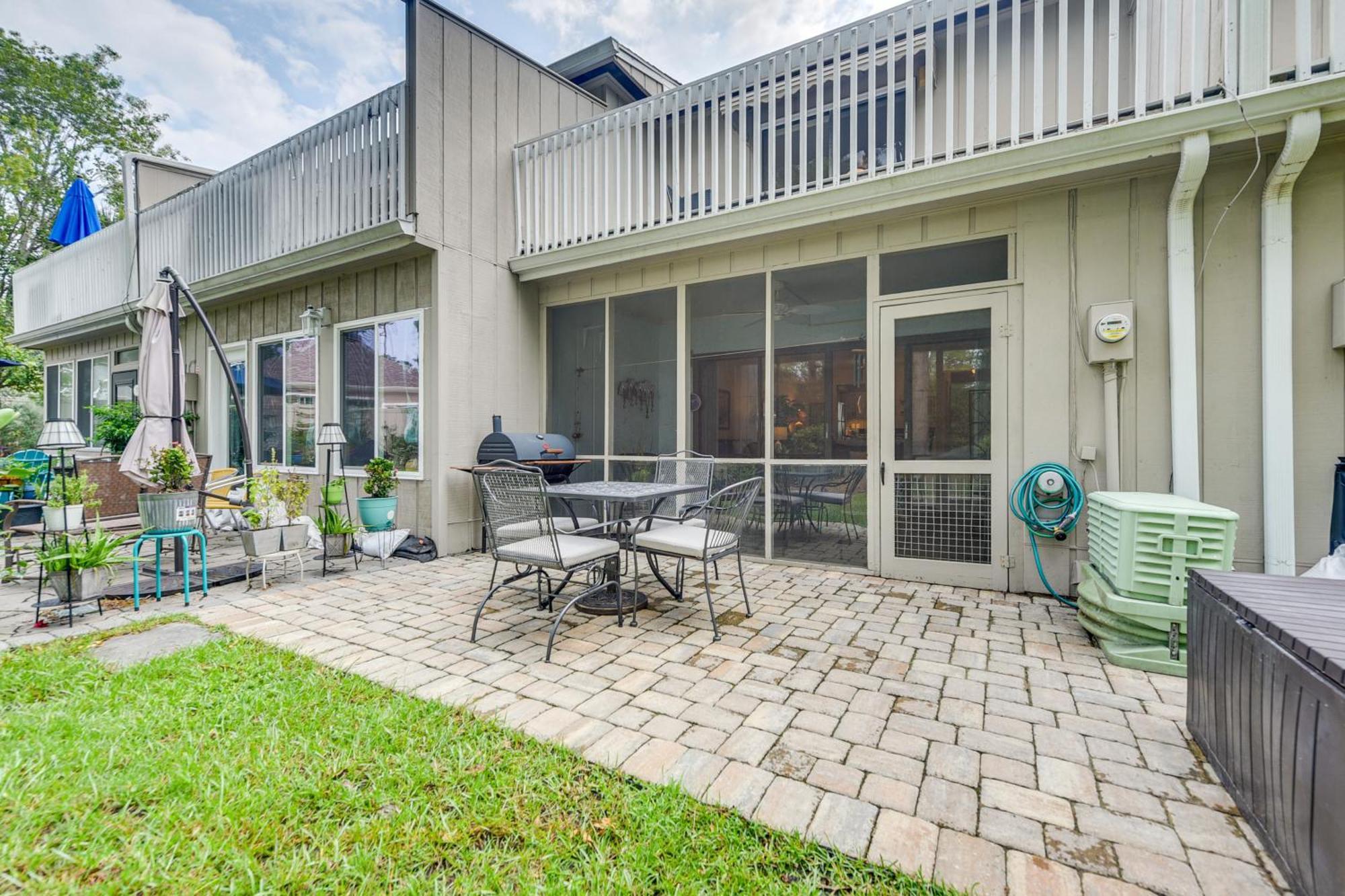 North Myrtle Townhome With Pool Access *