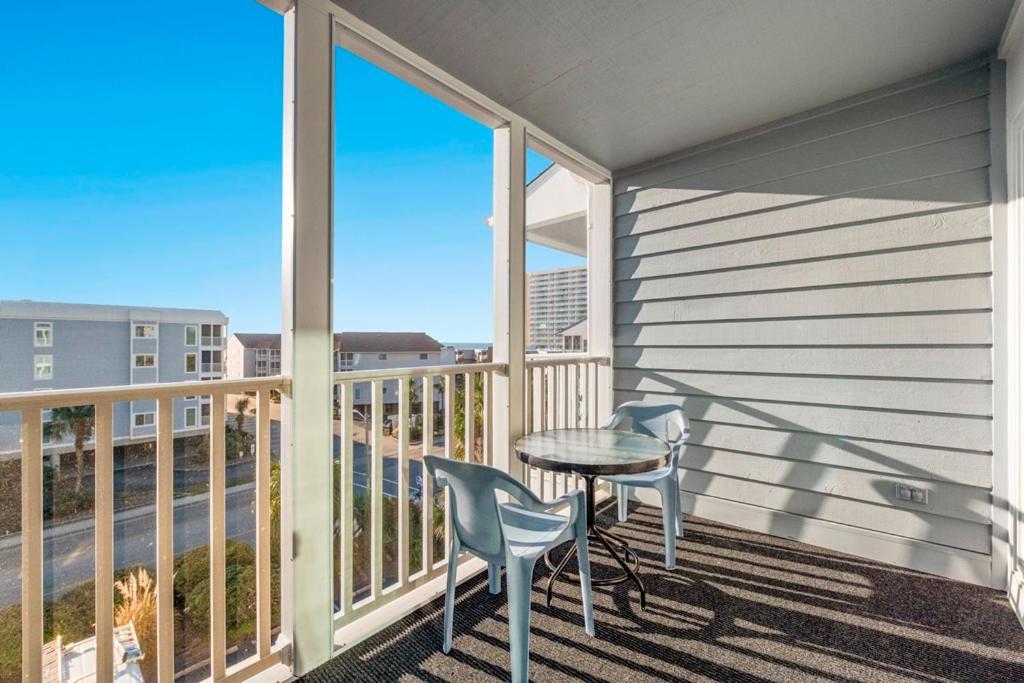 Apartment Pelicans Landing 316