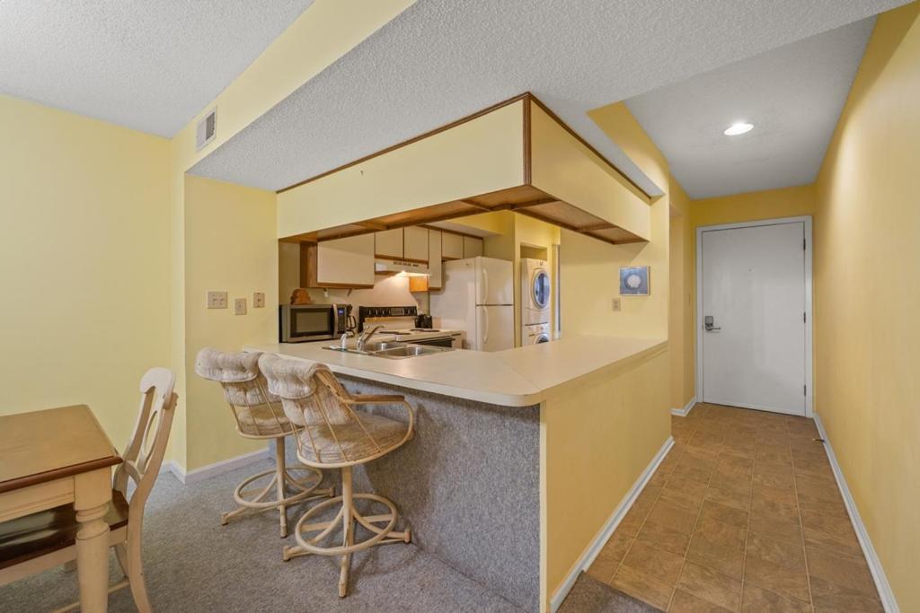 Apartment Heron Pointe D-16 Myrtle Beach