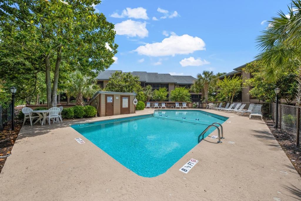Apartment Heron Pointe D-16 *