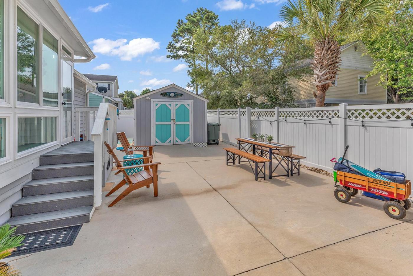 North Myrtle Sweetgrass 3 Min To & 5 Min To Golf Course Holiday home
