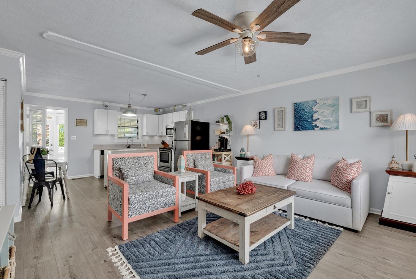 North Myrtle Sweetgrass 3 Min To & 5 Min To Golf Course Holiday home *