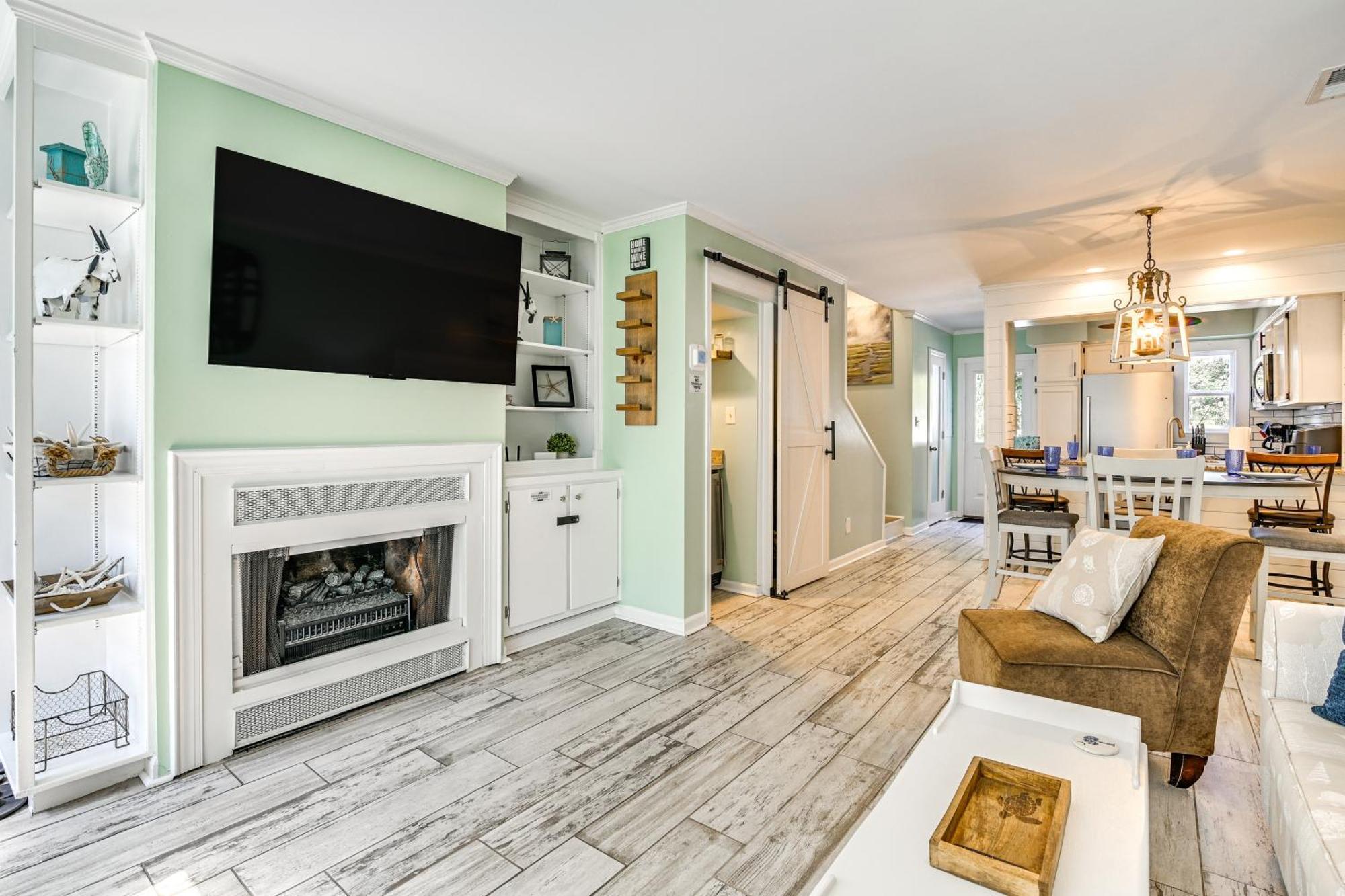 Chic Murrells Inlet Getaway About 2 Mi To Marsh Walk! *