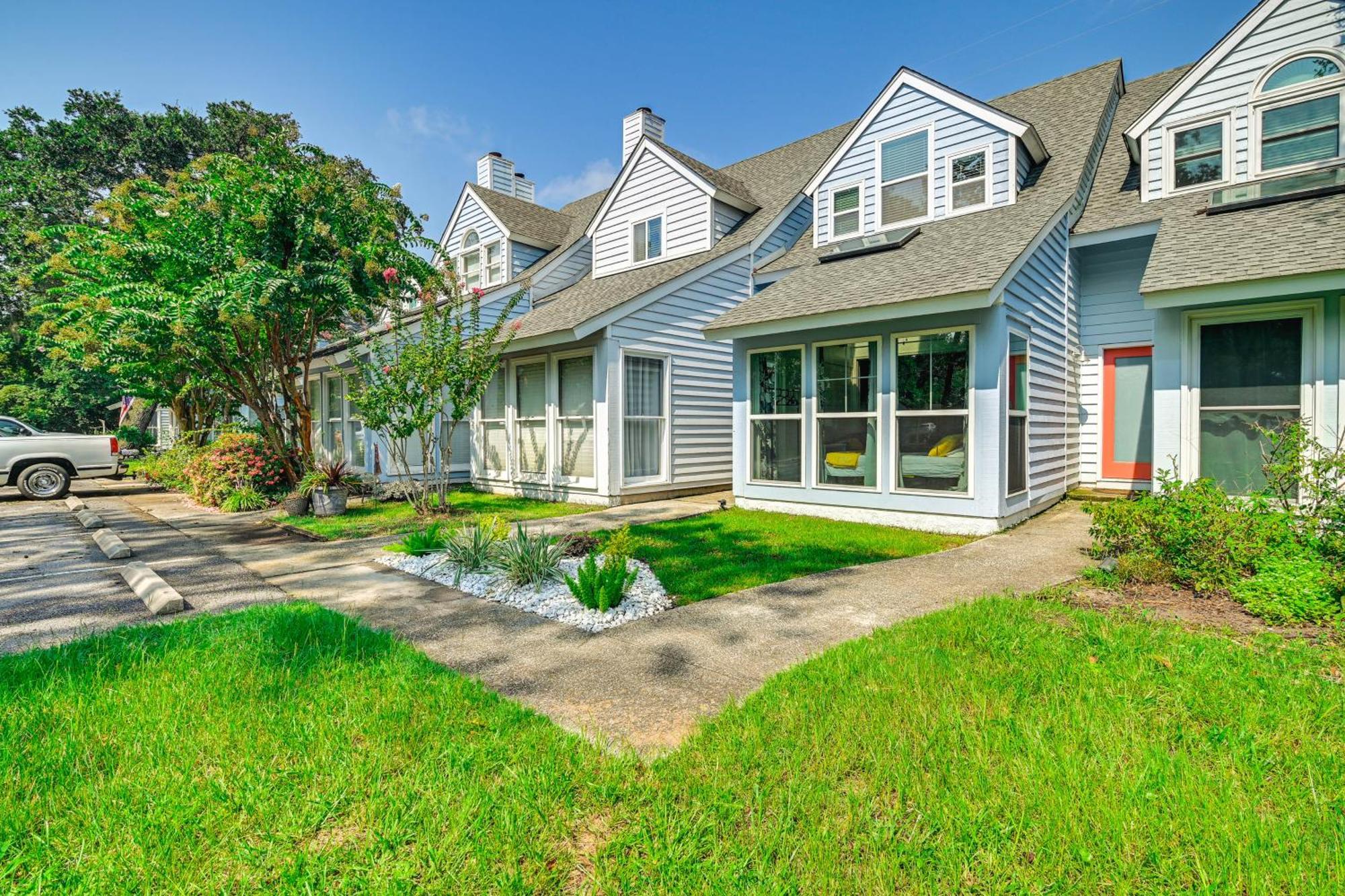 Chic Murrells Inlet Getaway About 2 Mi To Marsh Walk!