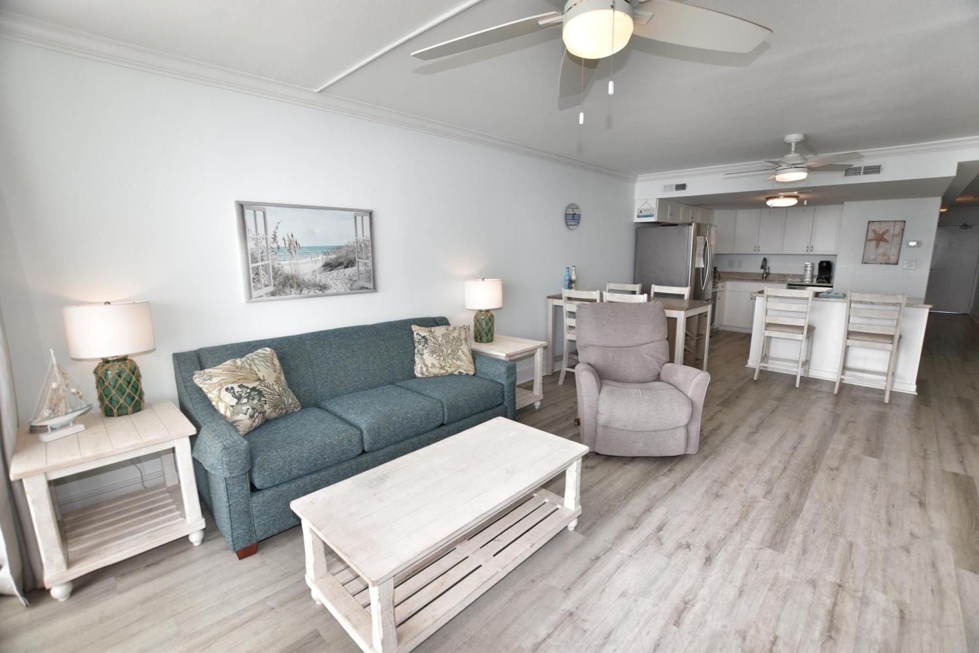1109 Waters Edge Apartment